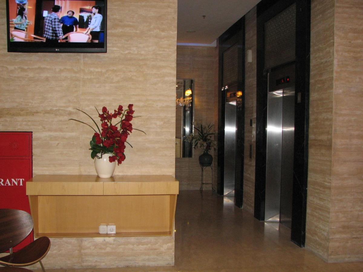 Favehotel Tanah Abang - Cideng Jakarta Exterior foto