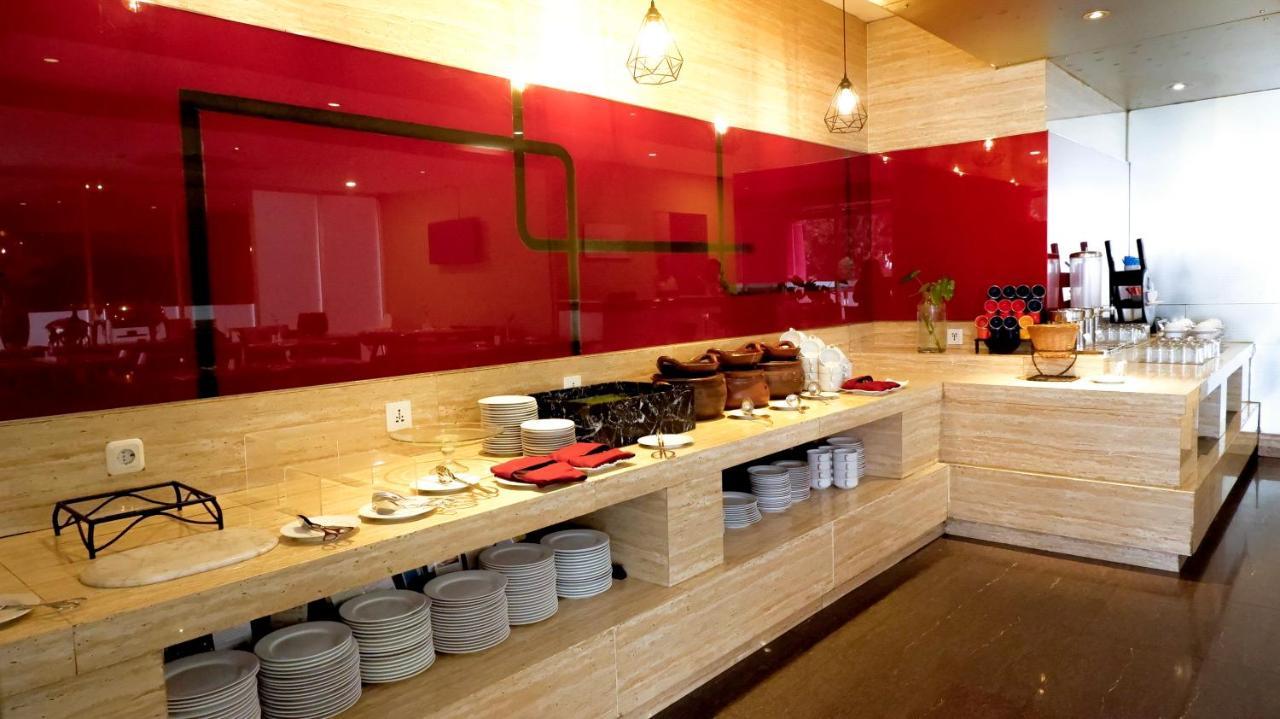 Favehotel Tanah Abang - Cideng Jakarta Exterior foto